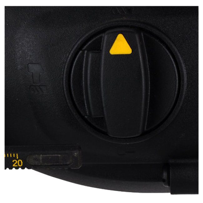 دریل برقی چکشی 900 وات دیوالت Dewalt D25143K