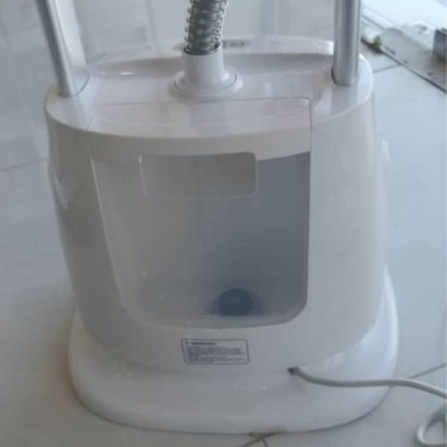 اتو بخار ایستاده 1580 وات مایر مدل MR-777