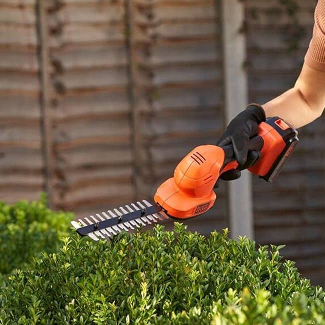 شمشاد زن و چمن زن بلک اند دکر شارژی 18 ولت Powerconnect Bcss18D1-Gb